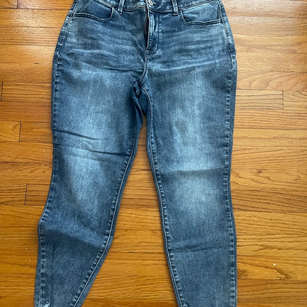 Maurices Distressed Skinny Jeans L